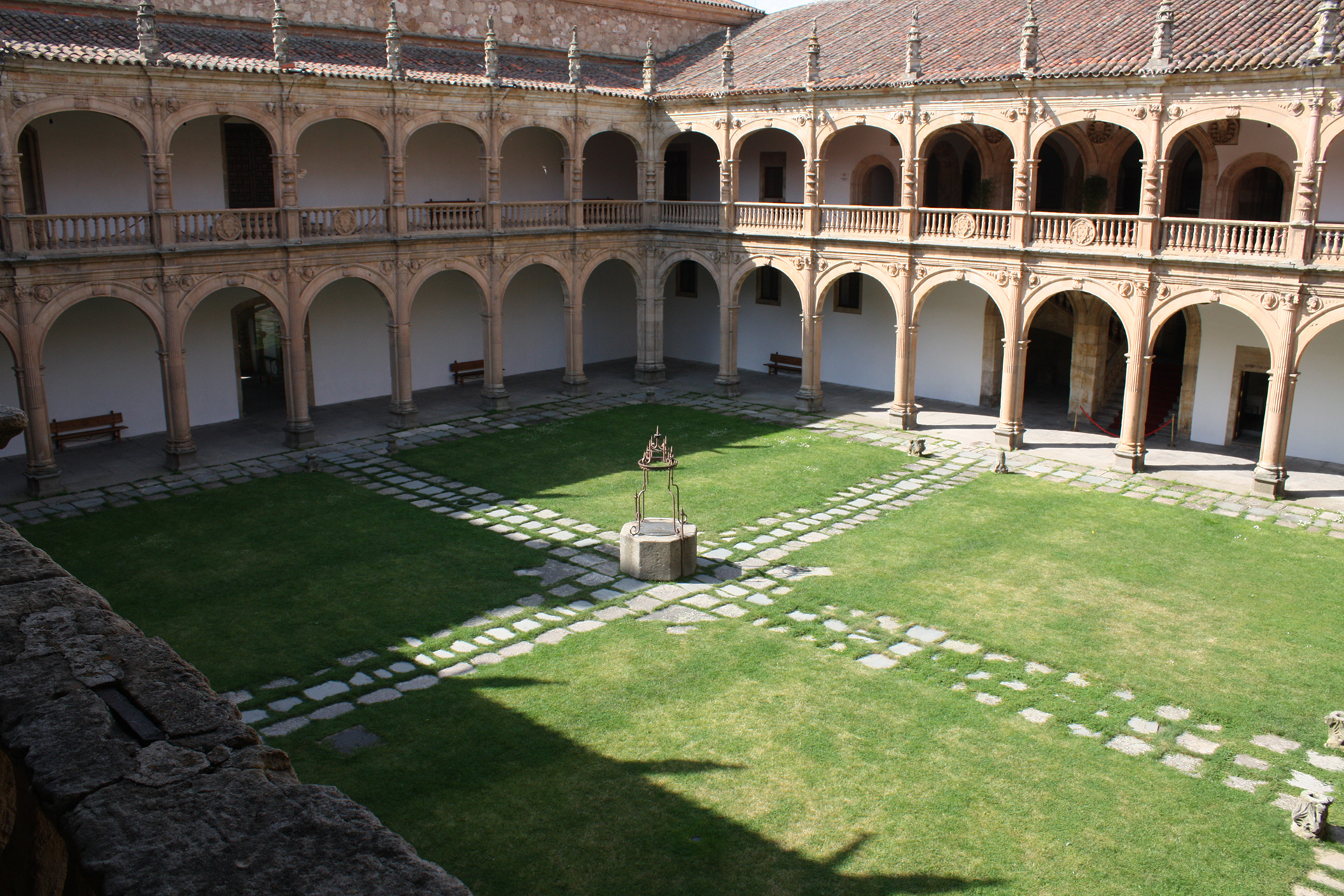 Claustro, Colegio Arzobispo Fonseca