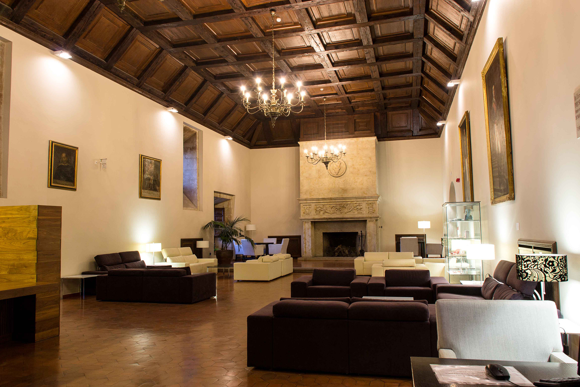 Salón de la Chimenea, Colegio Arzobispo Fonseca