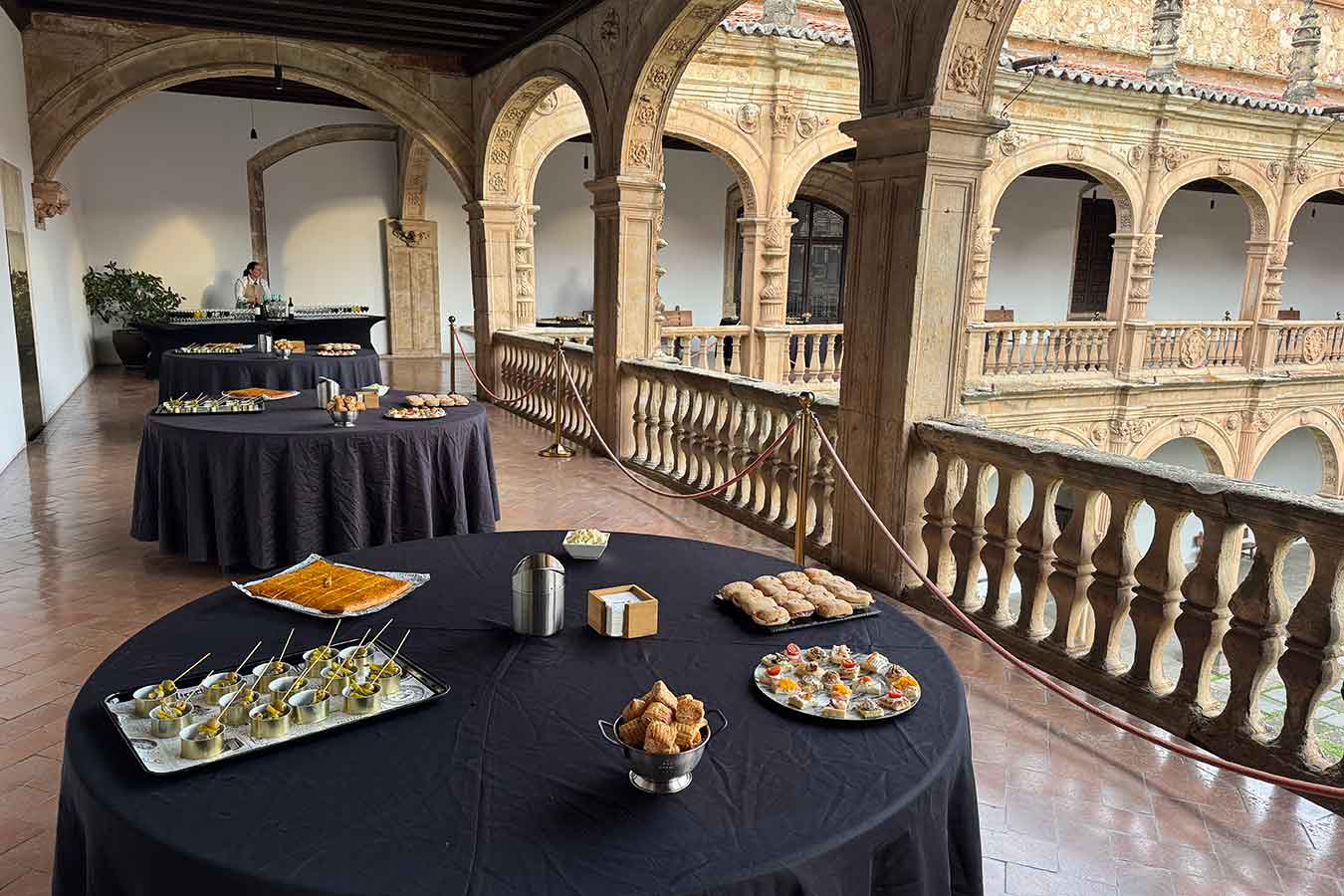Cóctel, Claustro Alto, Colegio Arzobispo Fonseca